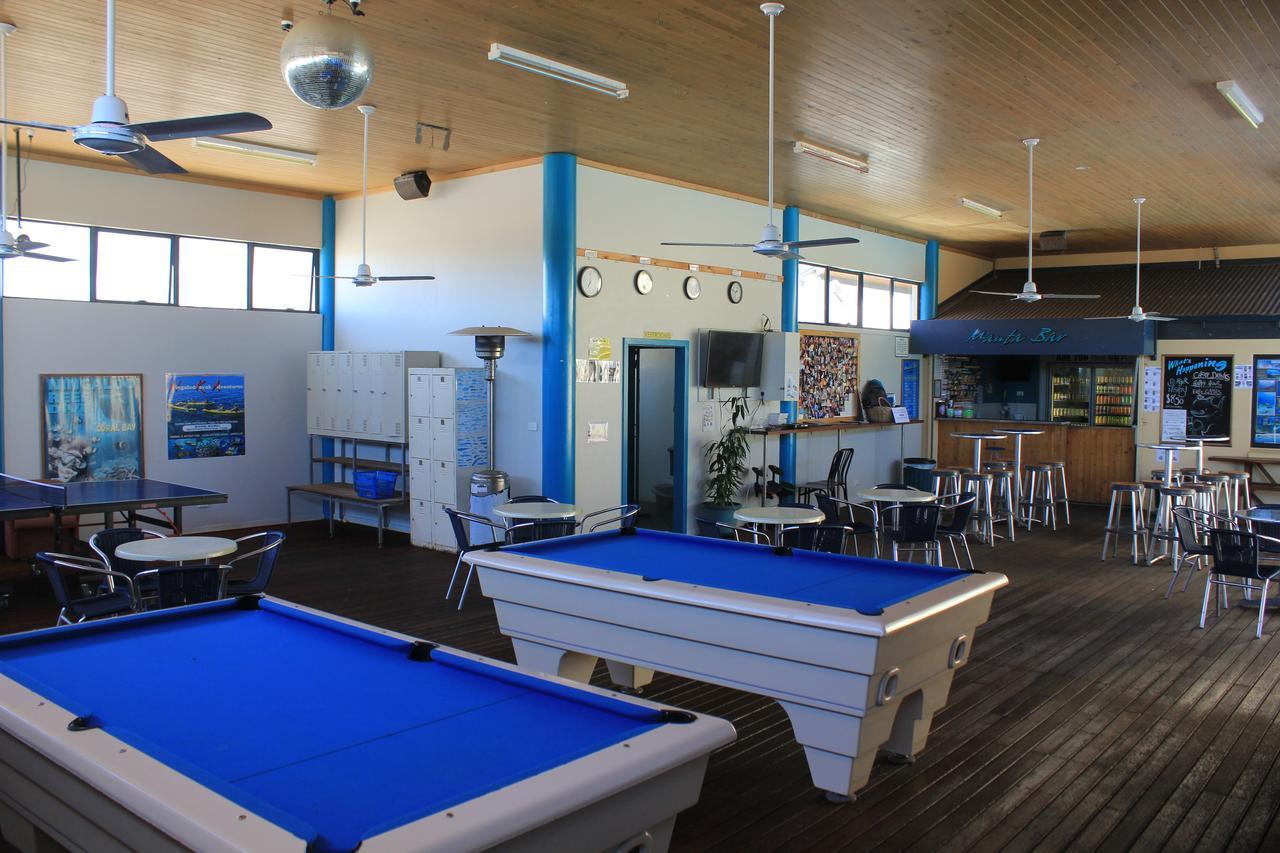 Ningaloo Club Backpackers Hostel Coral Bay Exterior photo